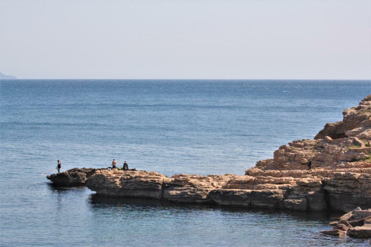 L' Escala Lluna מראה חיצוני תמונה